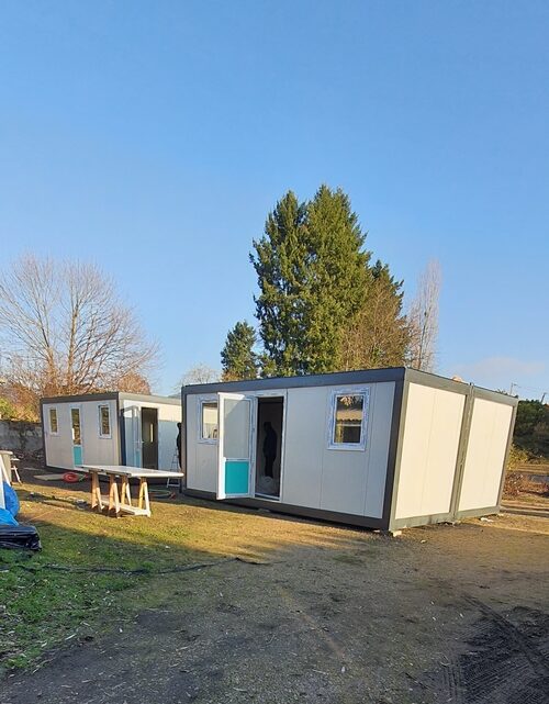 Montage des bungalows – Jour 2