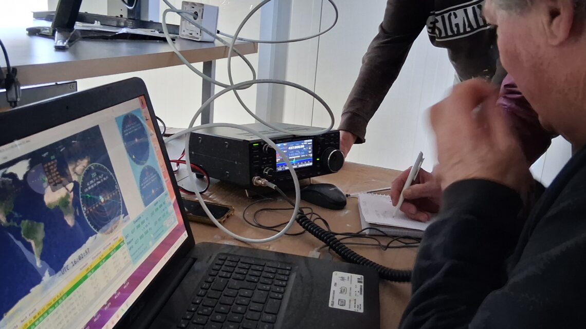 Premiers QSO à F6KJS /2  !