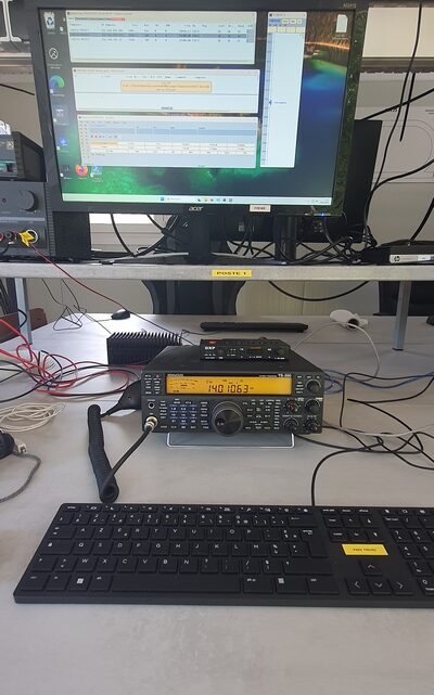 Avancement salle radio…